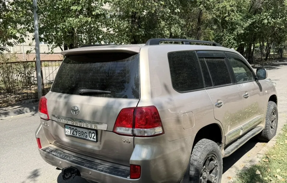 Toyota Land Cruiser 2008