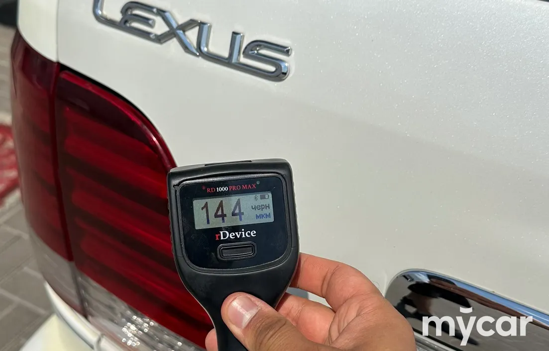 Lexus LX 2004