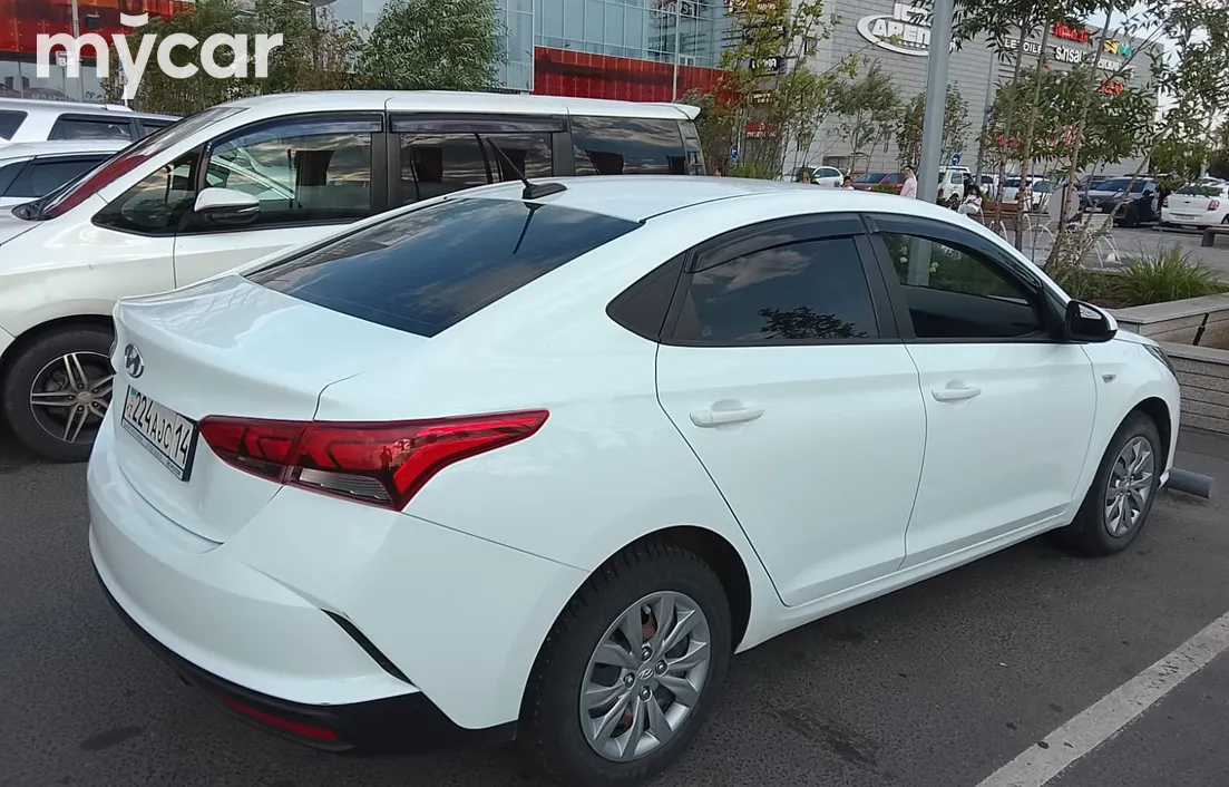 Hyundai Accent 2021
