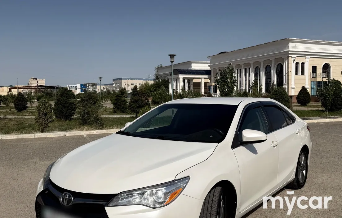 Toyota Camry 2016