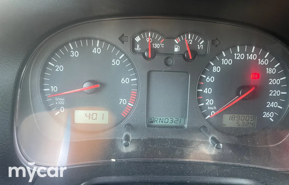 Volkswagen Golf 2003