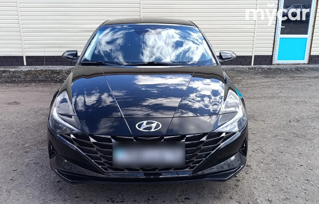 Hyundai Elantra 2023