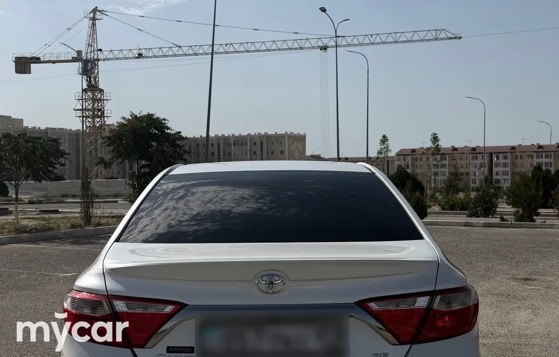 Toyota Camry 2016