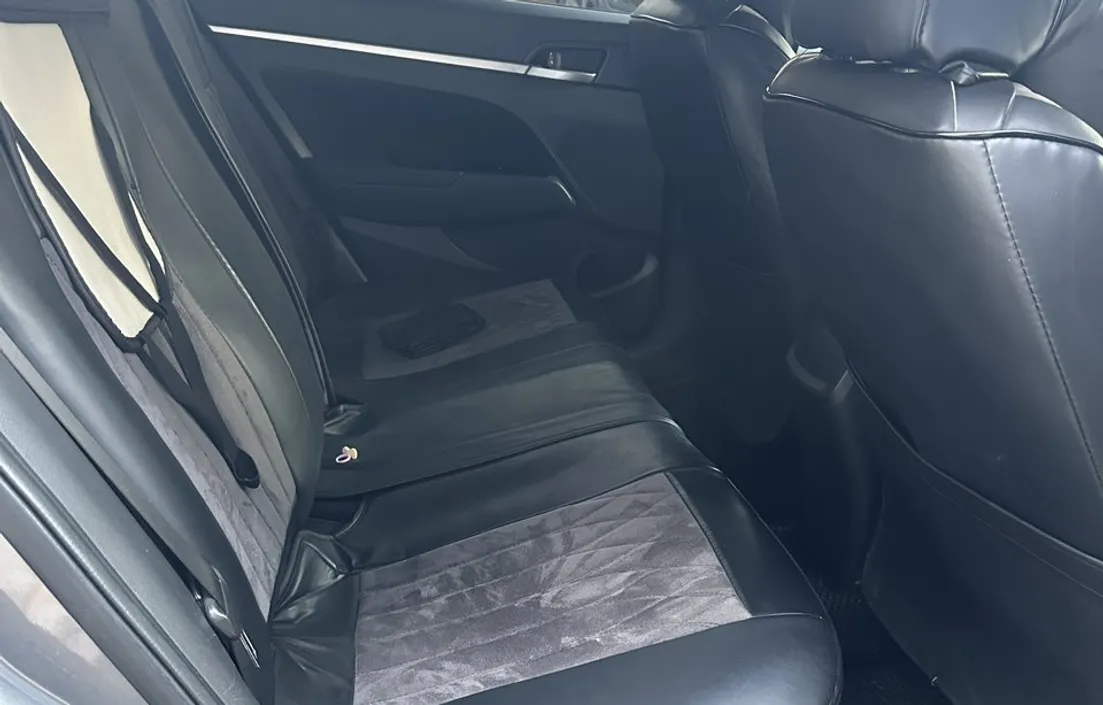 Hyundai Elantra 2019