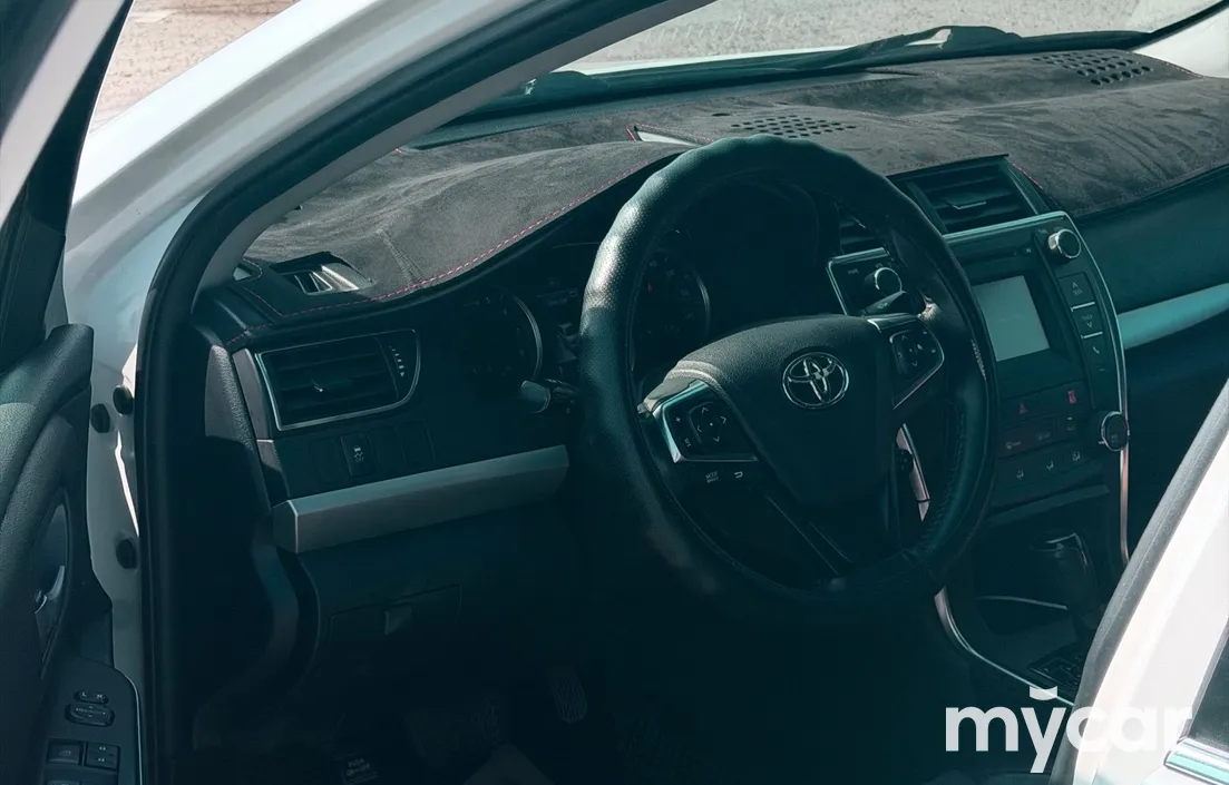Toyota Camry 2016