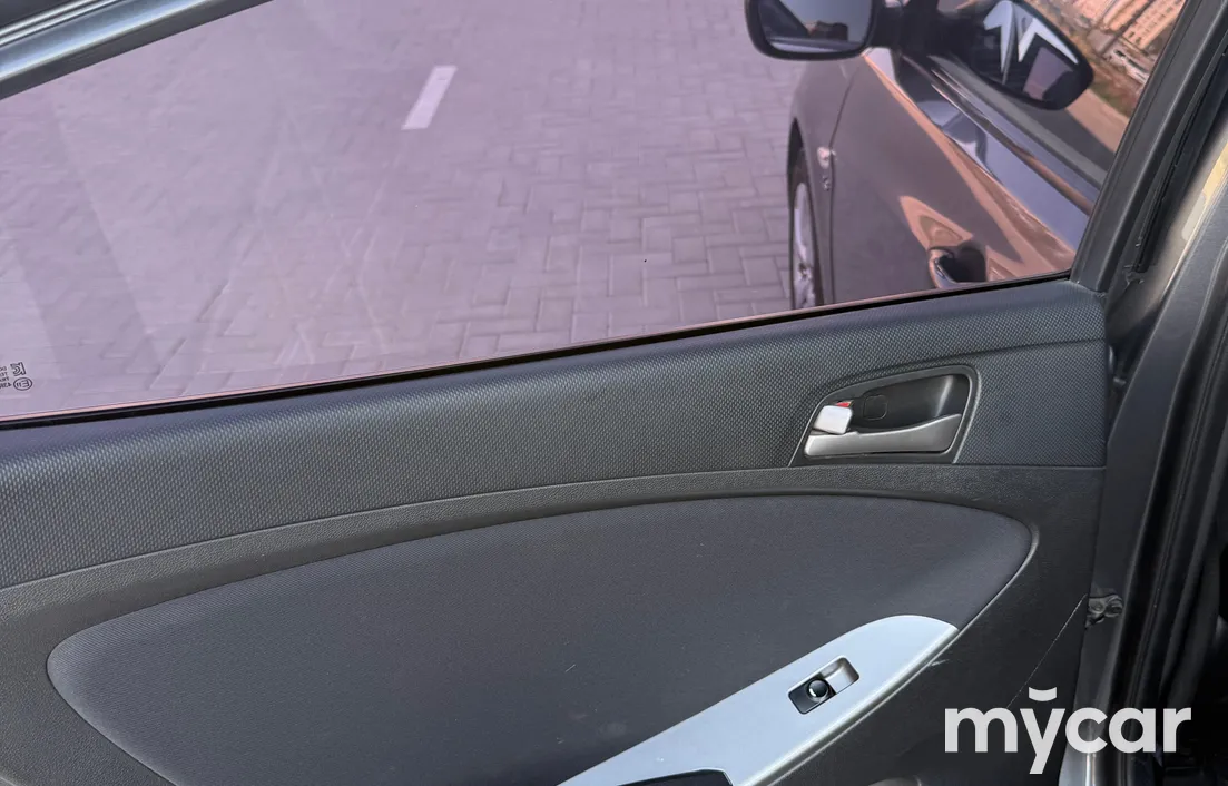 Hyundai Solaris 2015