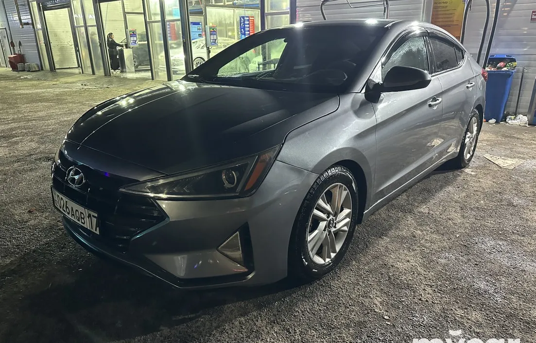 Hyundai Elantra 2019
