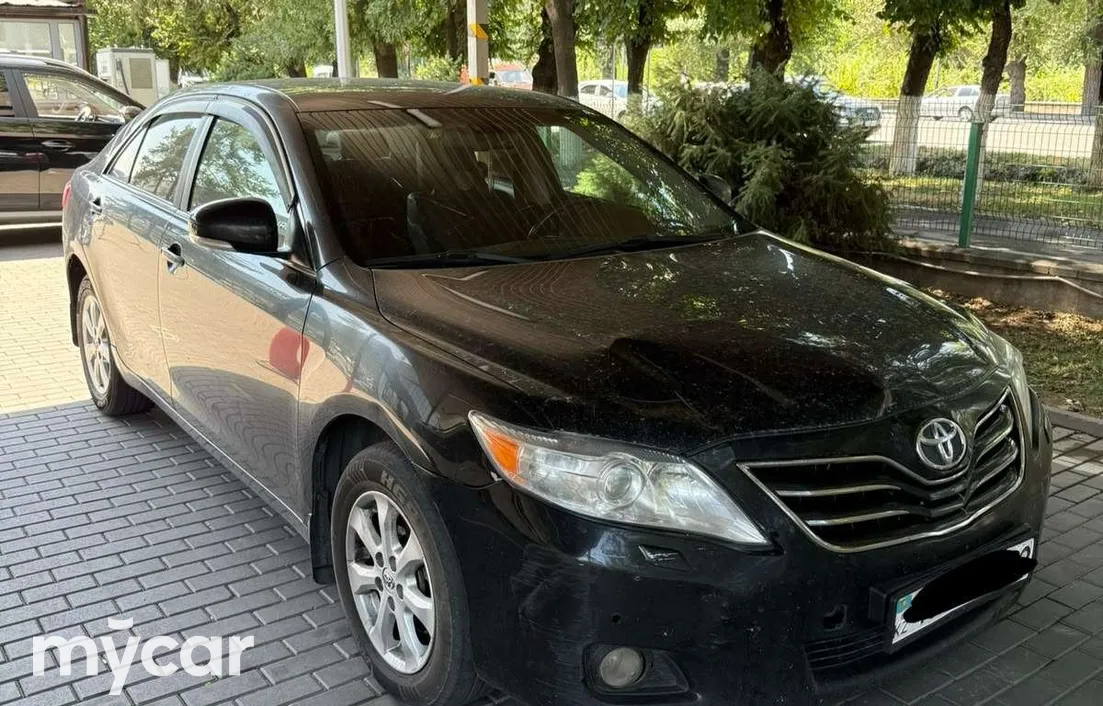 Toyota Camry 2011