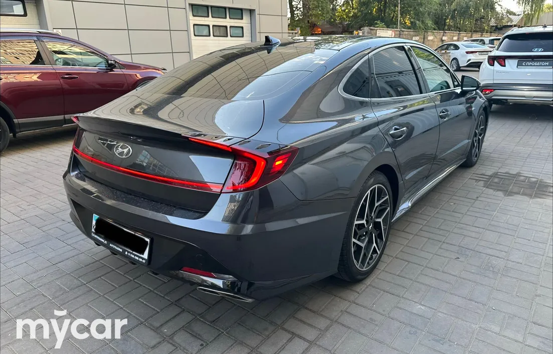 Hyundai Sonata 2021