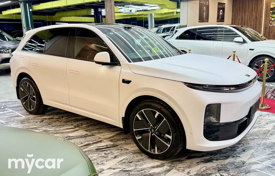 LiXiang L6 2025