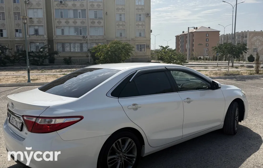 Toyota Camry 2016