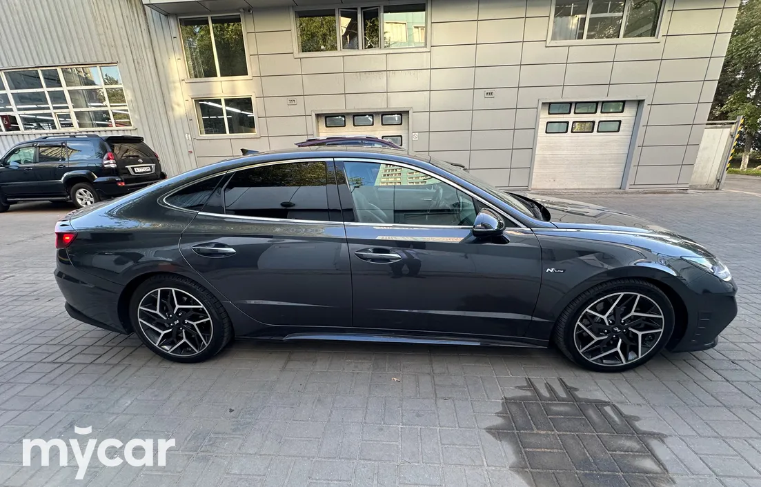 Hyundai Sonata 2021