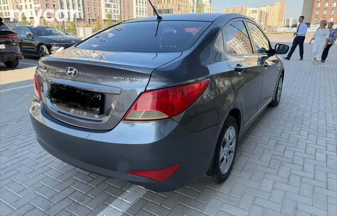 Hyundai Solaris 2015
