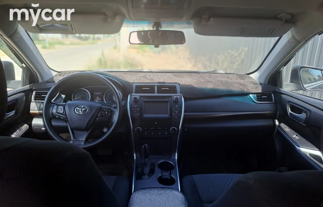 Toyota Camry 2016