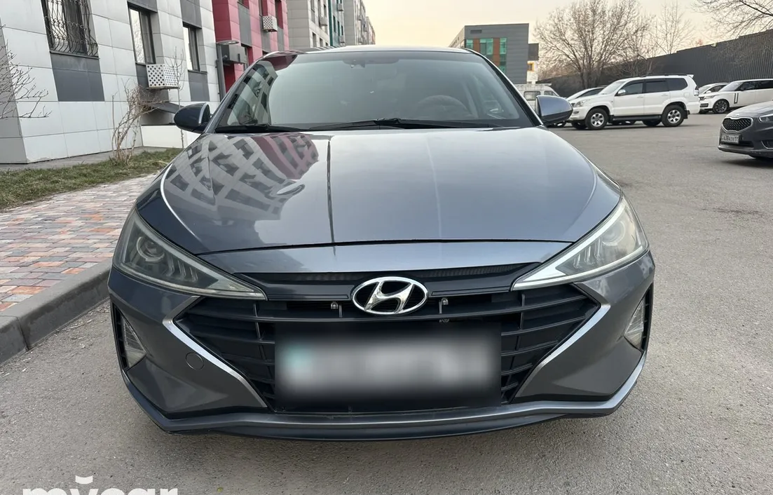 Hyundai Elantra 2019