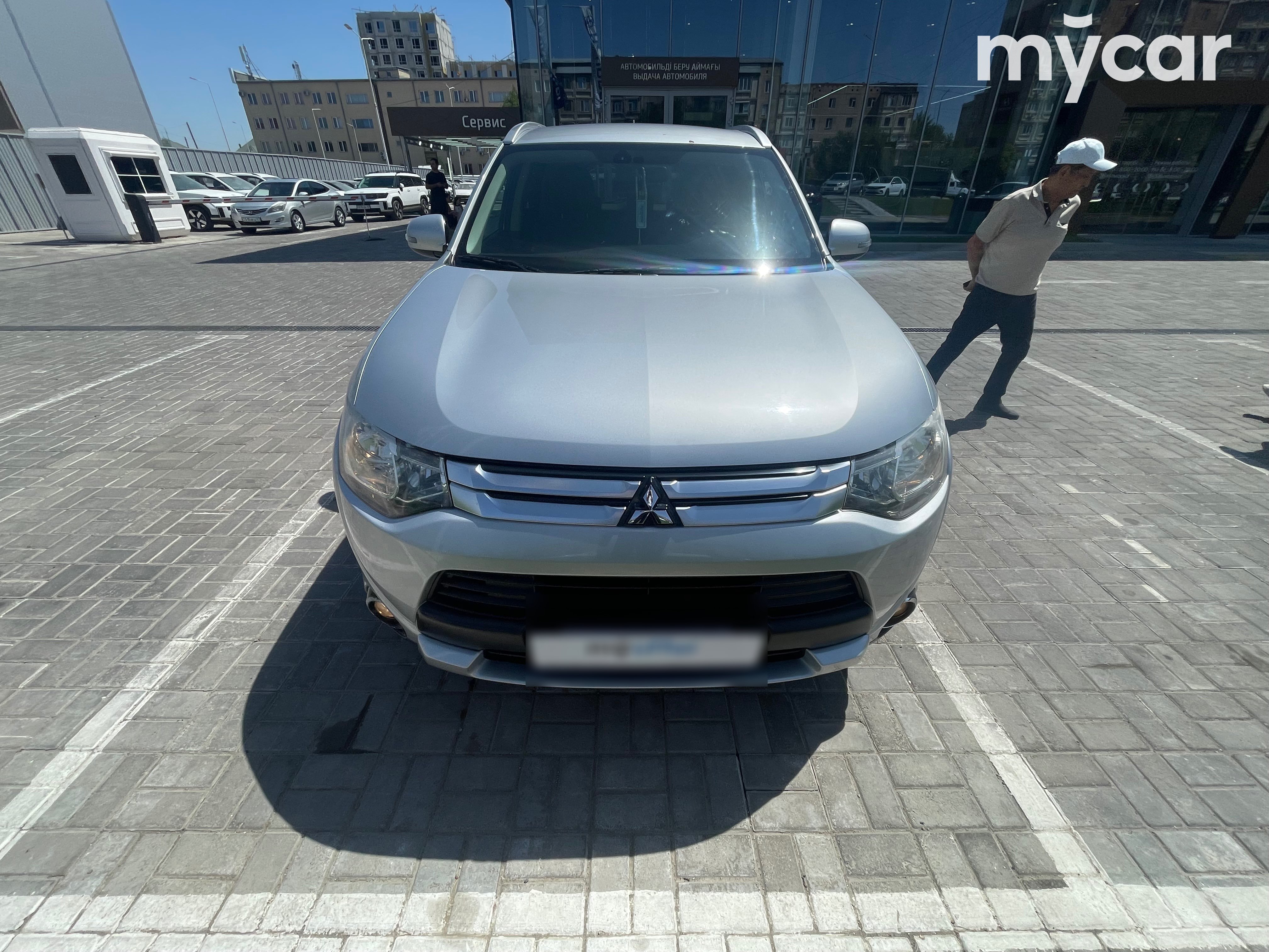Mitsubishi Outlander 2014