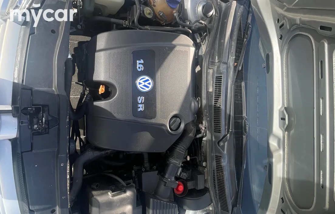 Volkswagen Golf 2003
