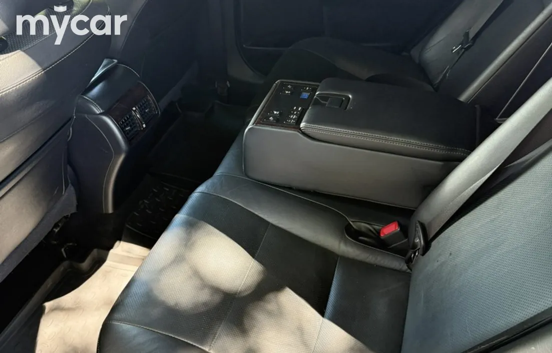 Toyota Camry 2015