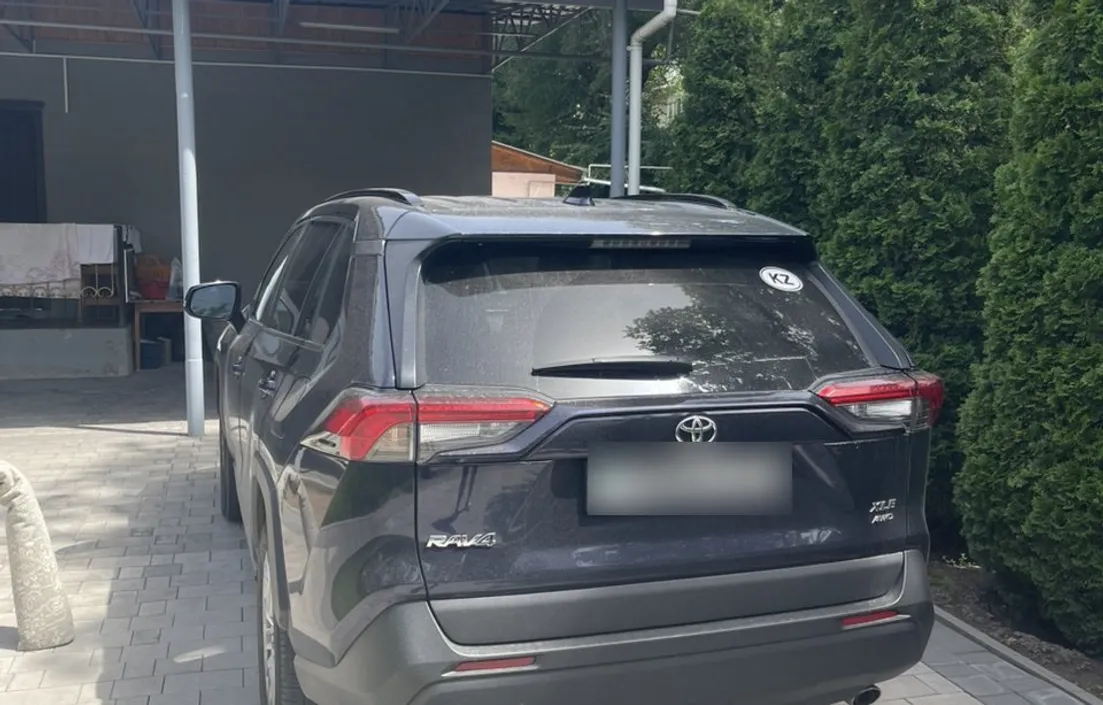 Toyota RAV4 2021