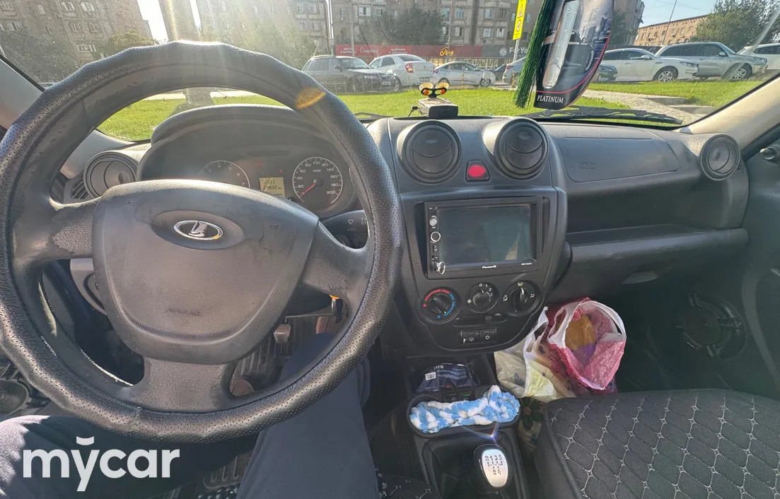 LADA Granta 2012