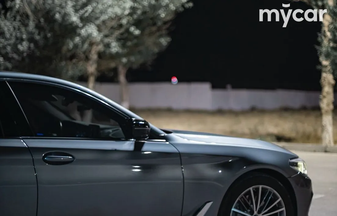 BMW 5 серия 2019
