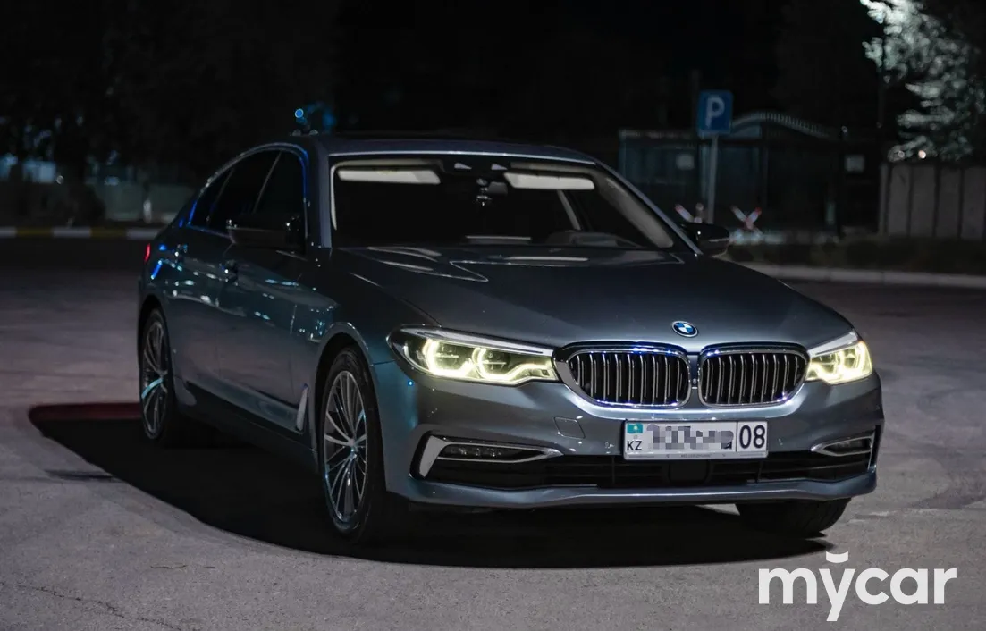 BMW 5 серия 2019