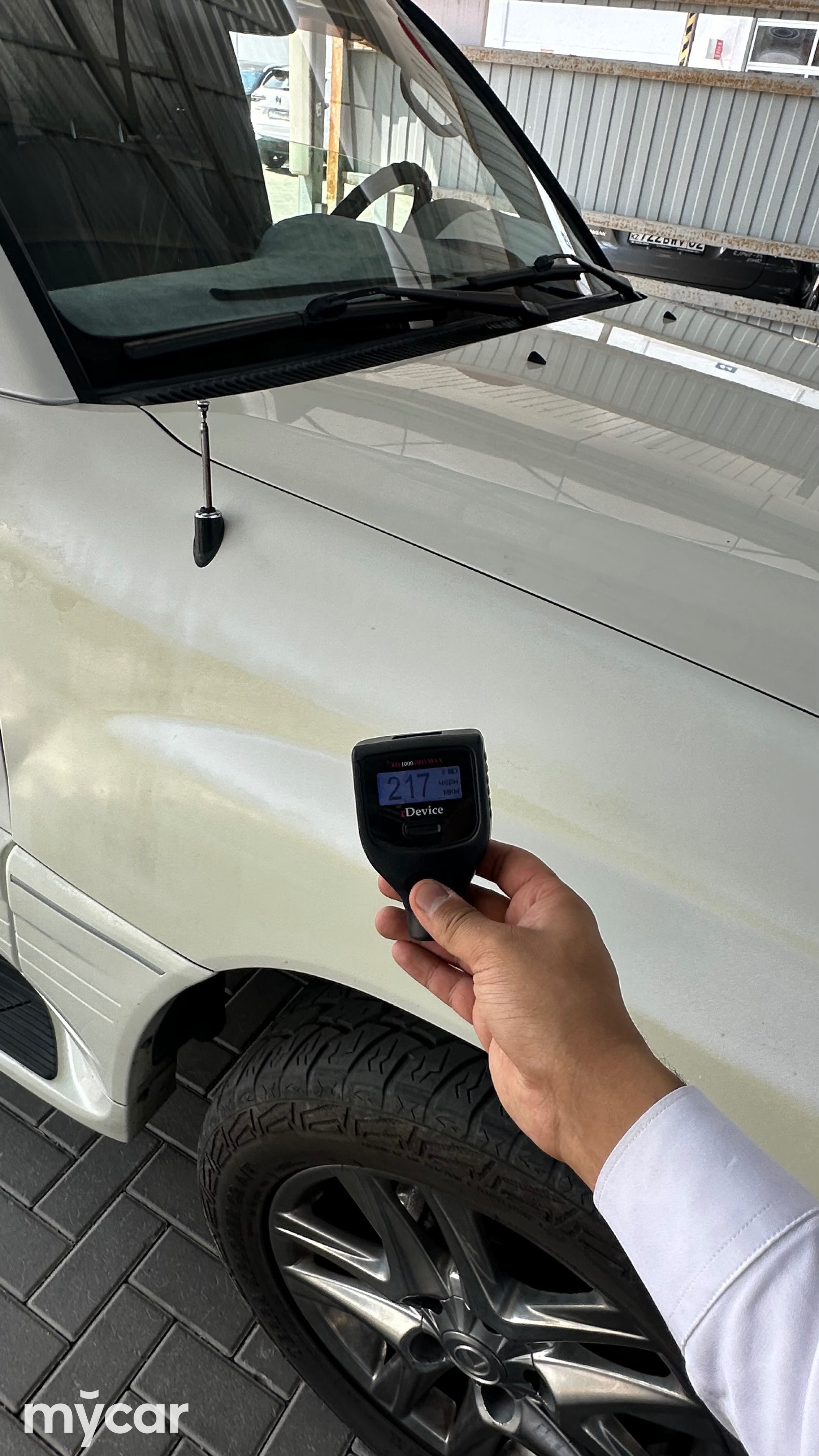 Lexus LX 2004