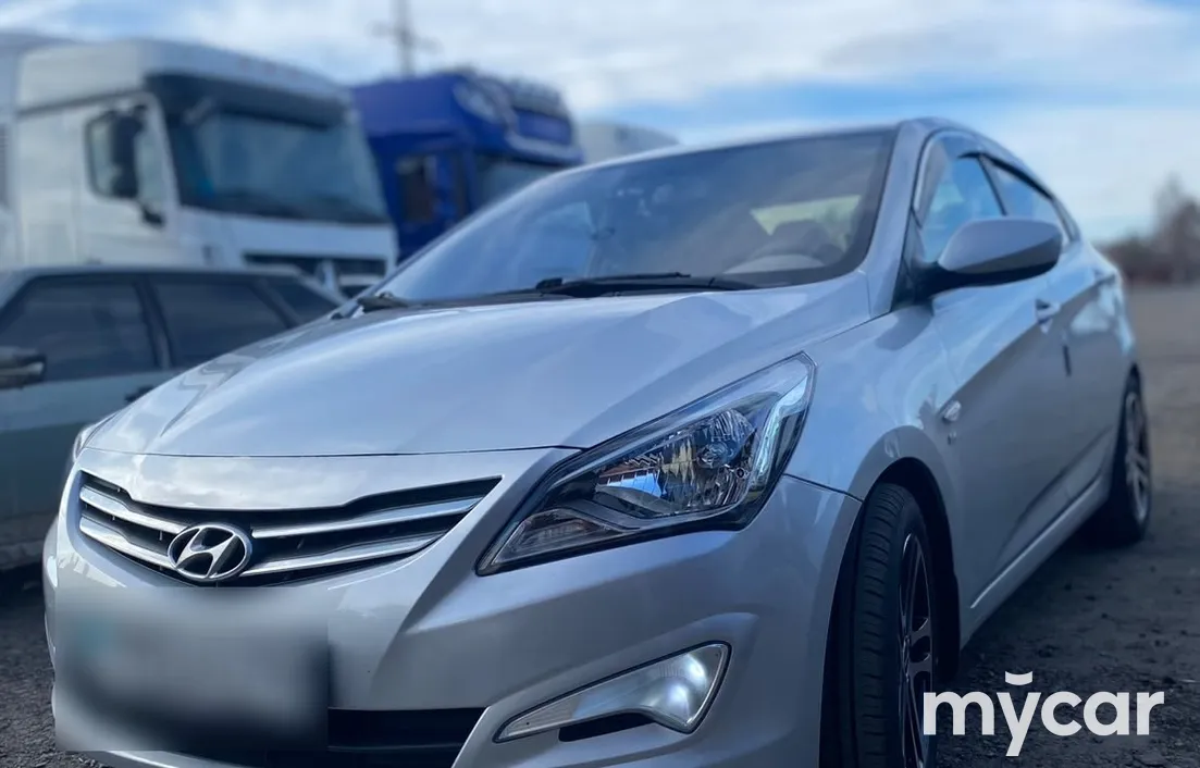Hyundai Accent 2015