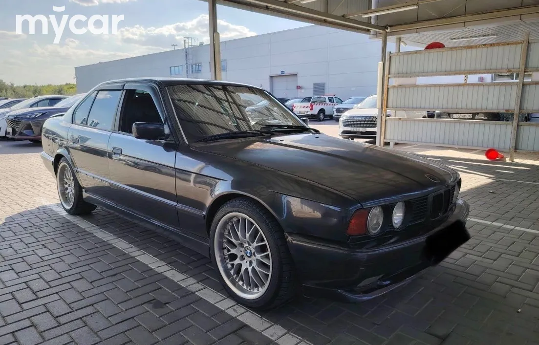 BMW 5 серия 1990