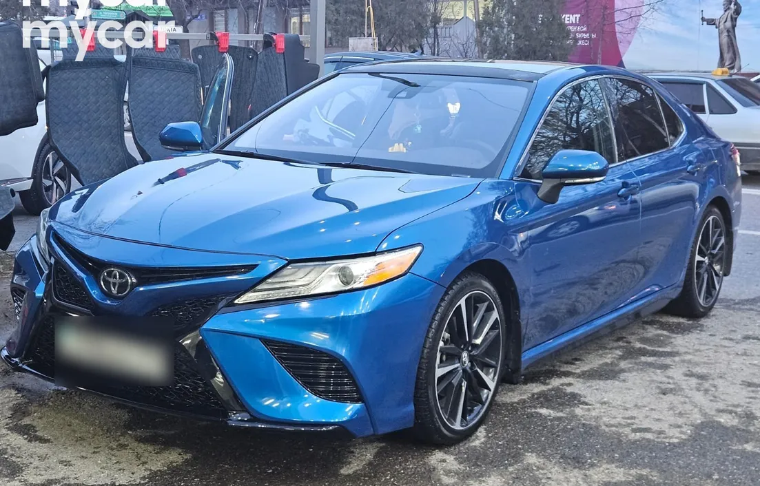 Toyota Camry 2019