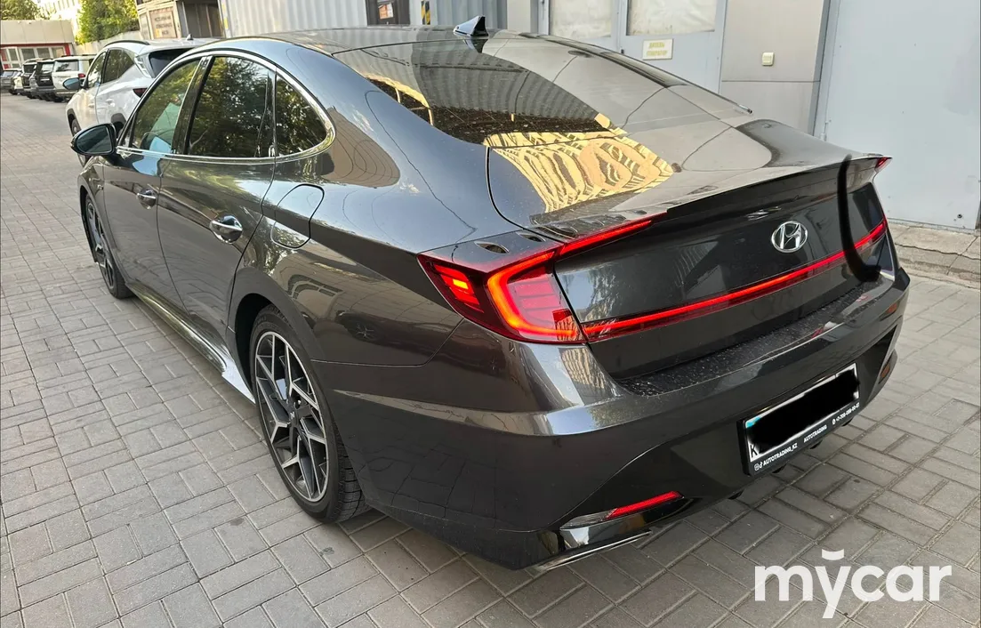 Hyundai Sonata 2021