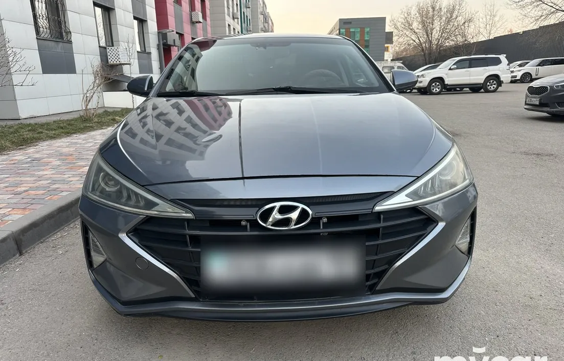 Hyundai Elantra 2019