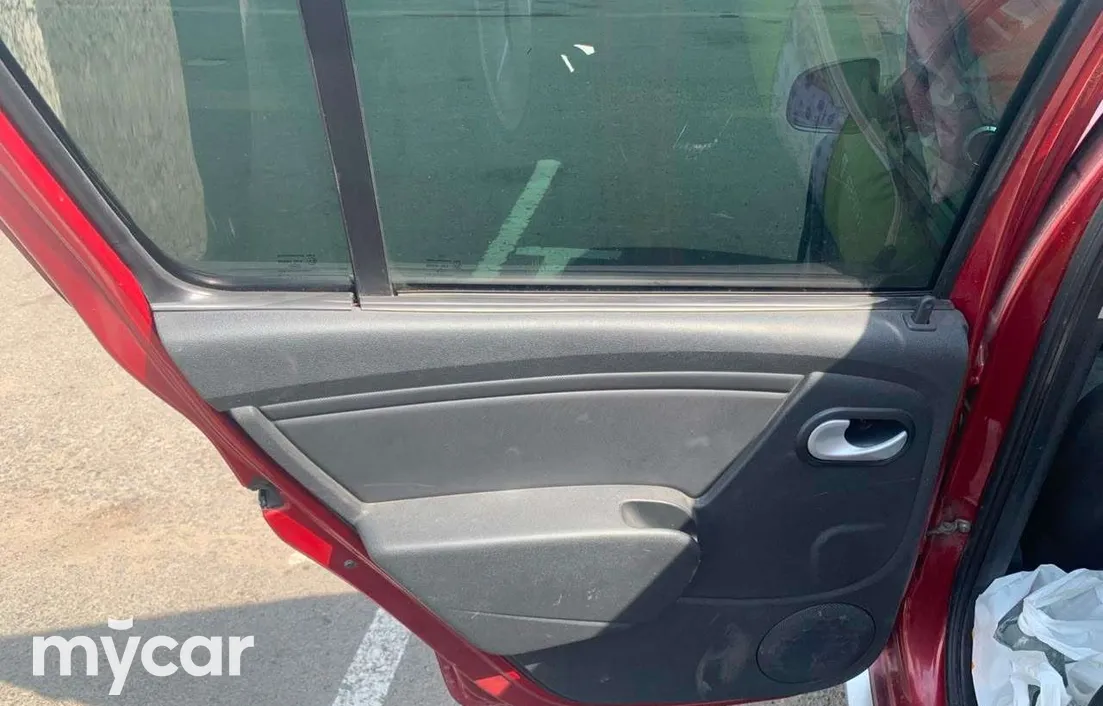 Renault Sandero 2014