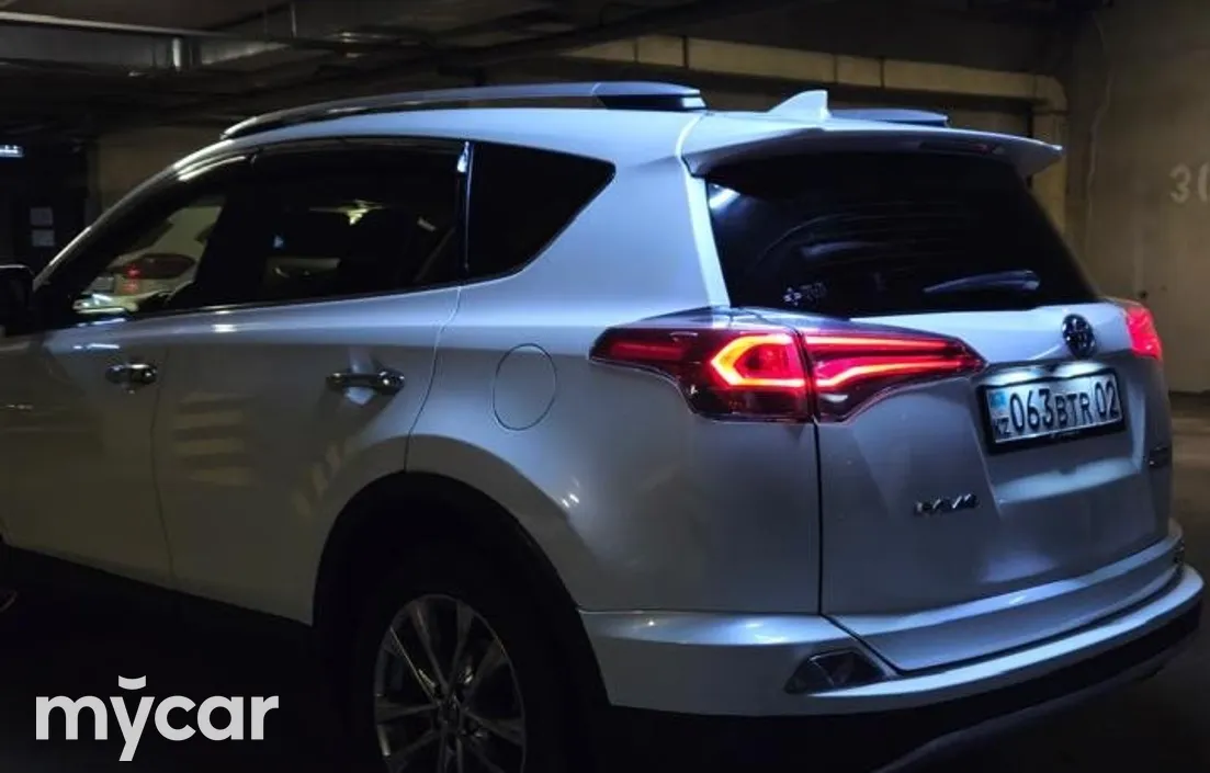 Toyota RAV4 2016