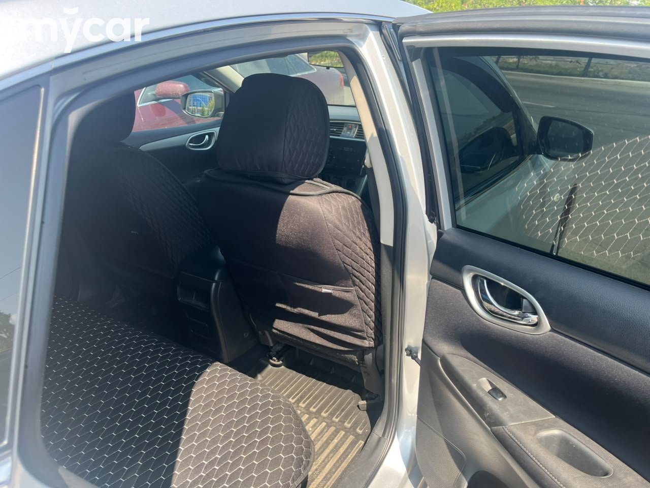 Nissan Sentra 2016