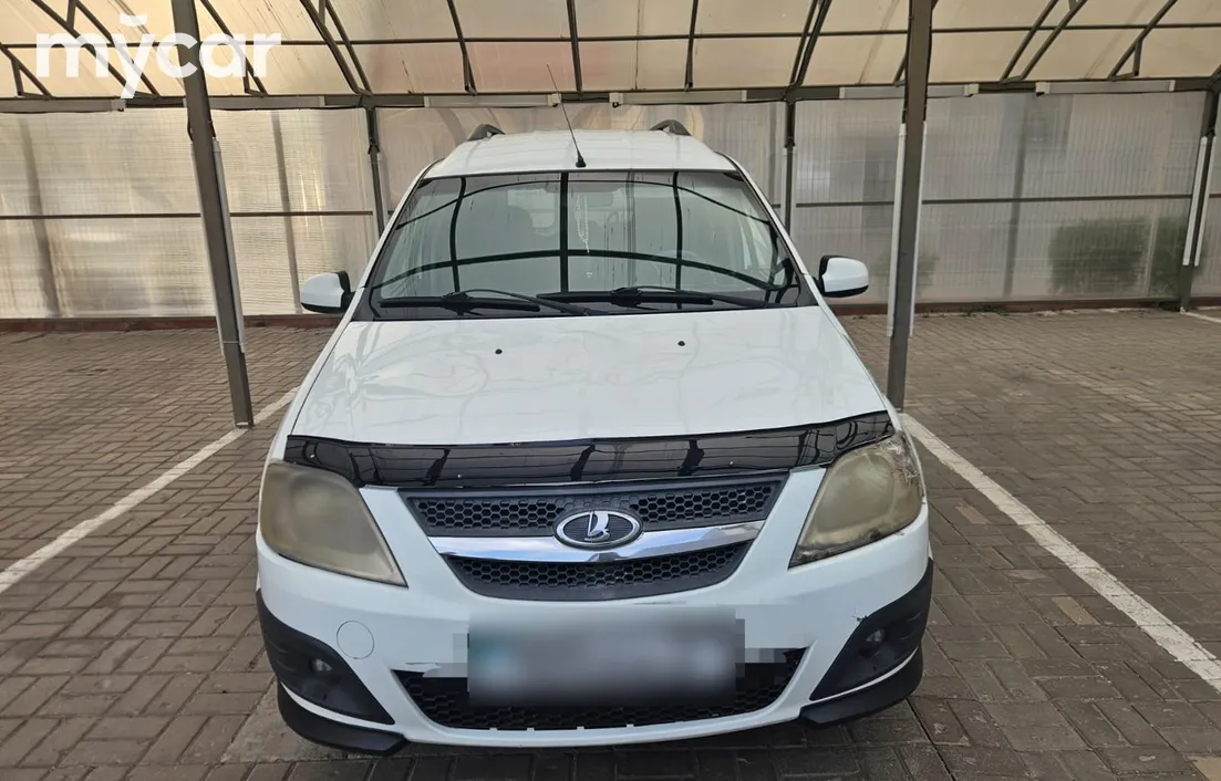 LADA Largus 2013