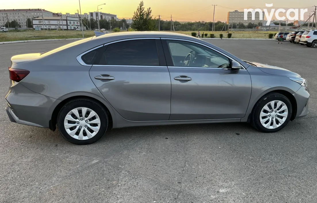 Kia Cerato 2023
