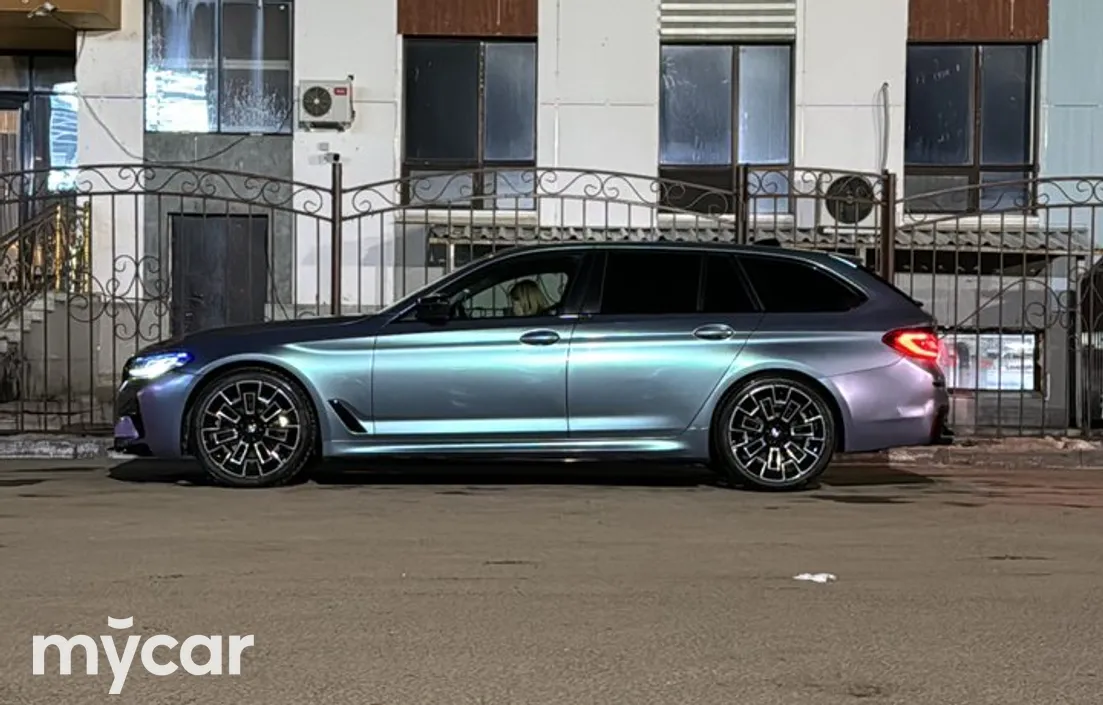 BMW 5 серия 2018
