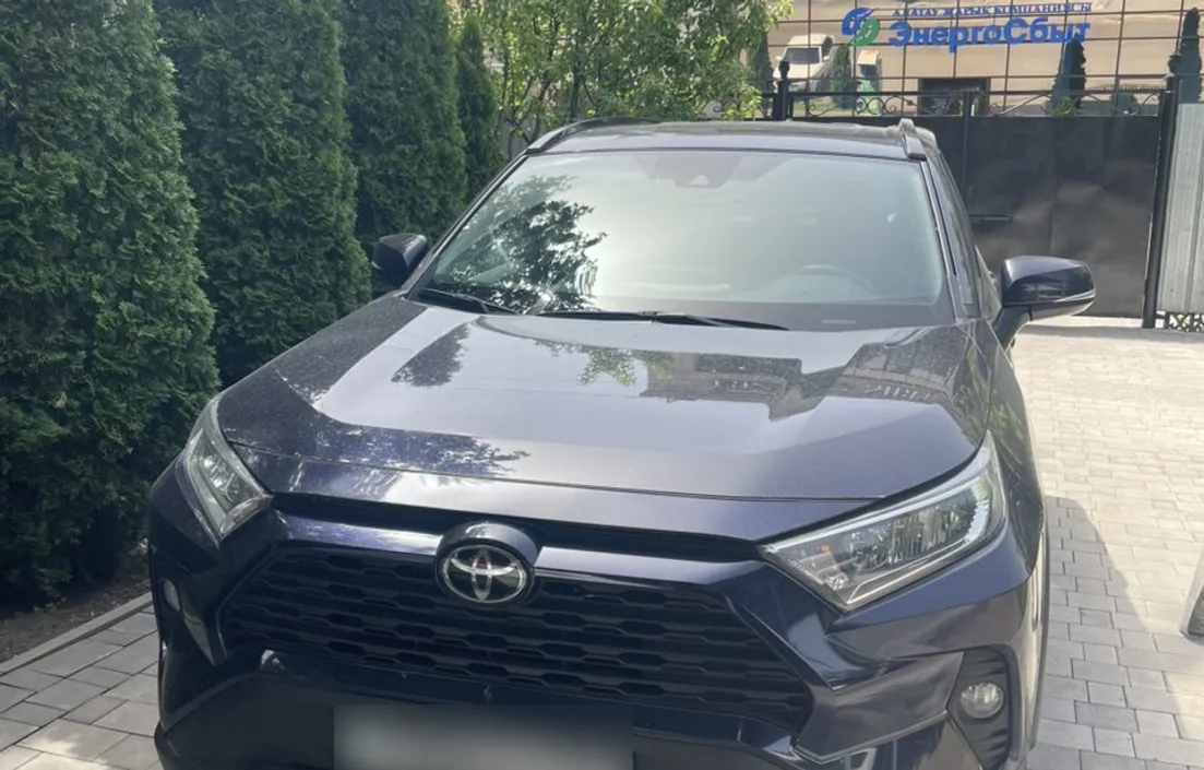 Toyota RAV4 2021