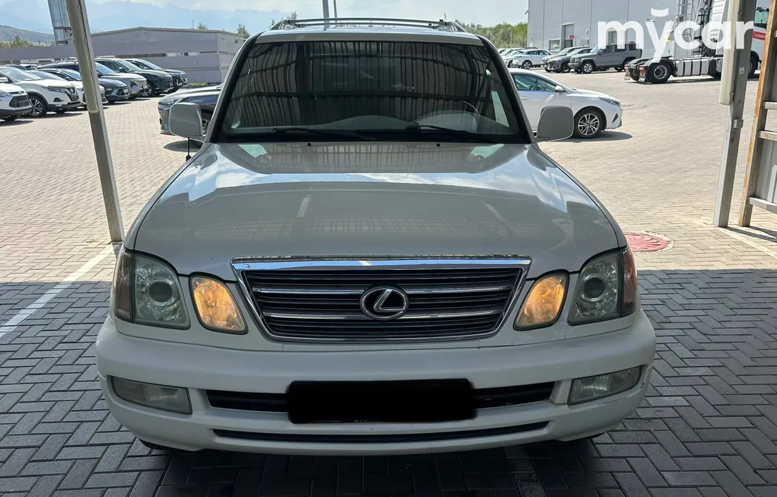 Lexus LX 2004