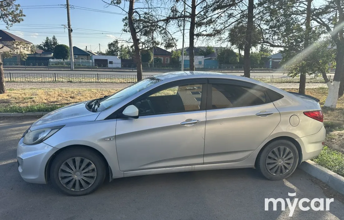 Hyundai Accent 2014