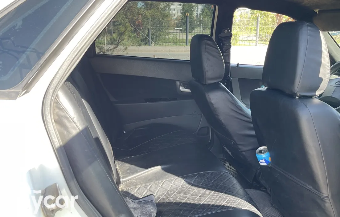 LADA Priora 2012