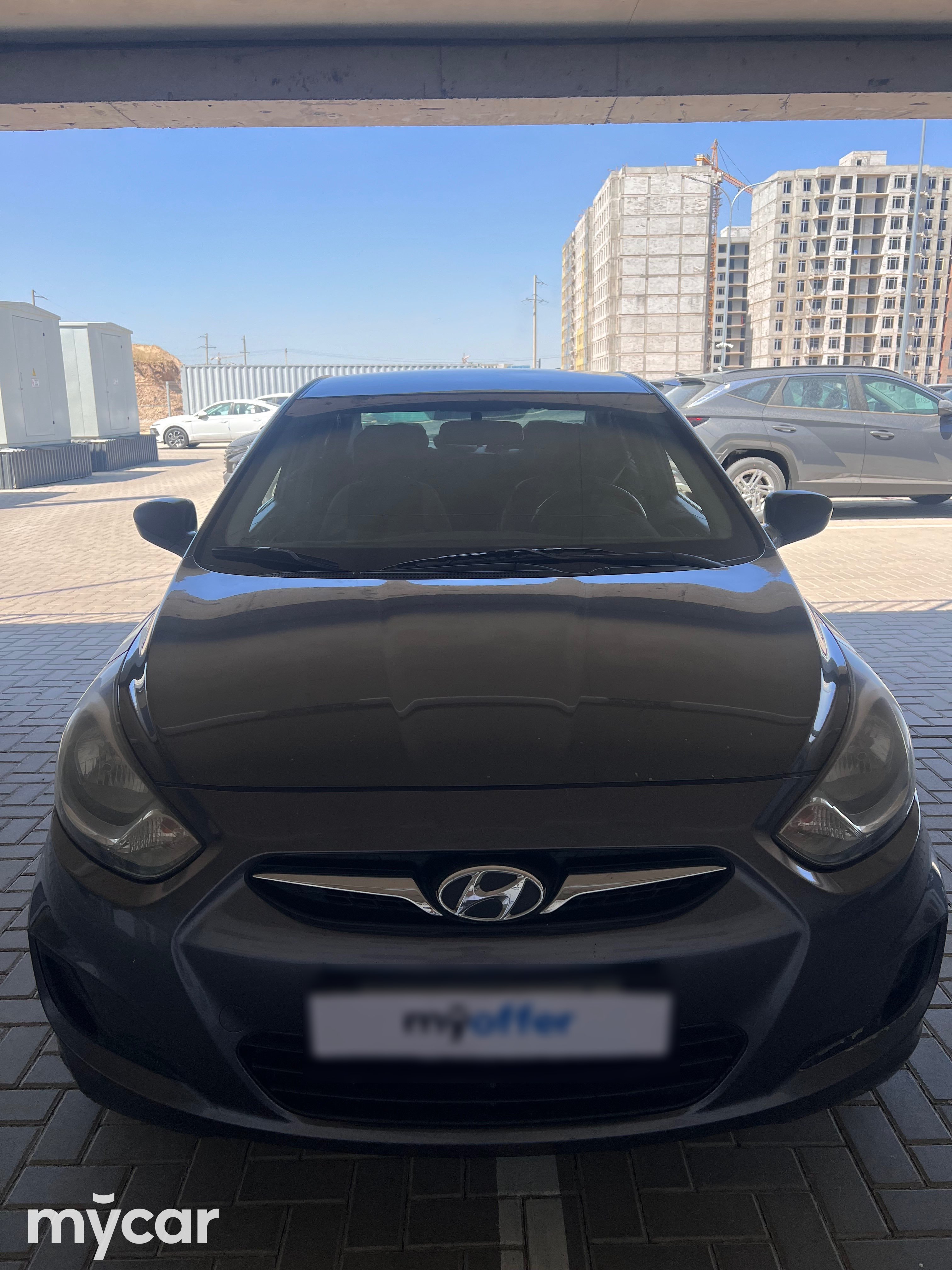 Hyundai Accent 2013
