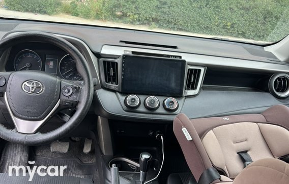Toyota RAV4 2017