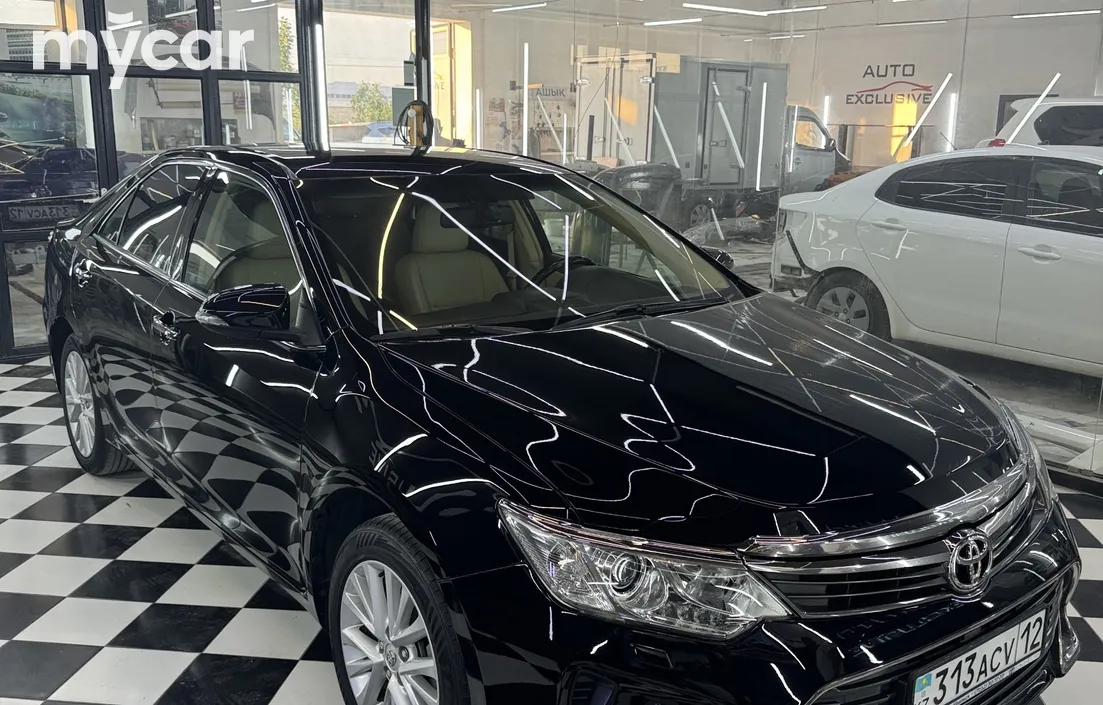 Toyota Camry 2015