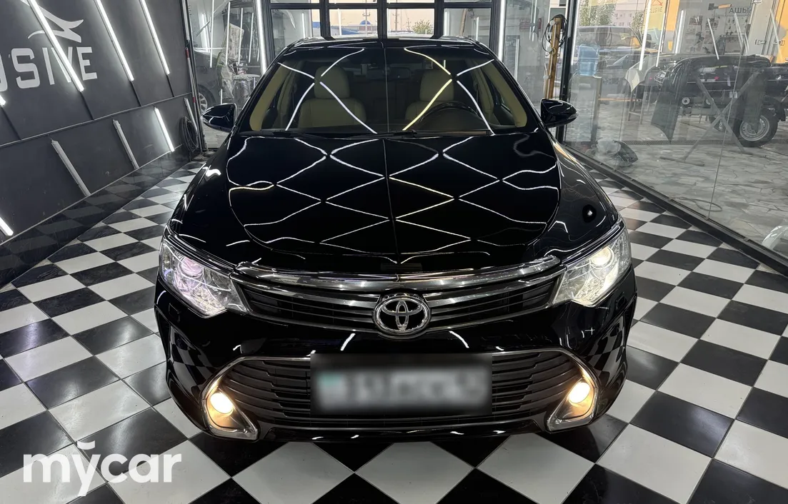 Toyota Camry 2015