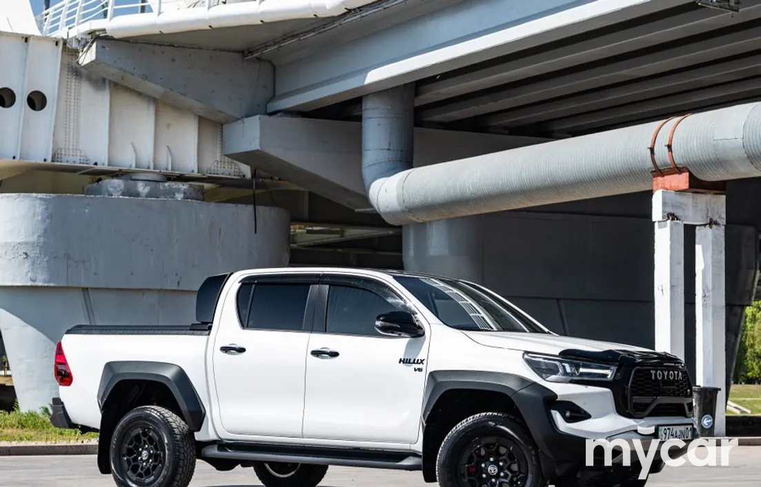 Toyota Hilux 2023