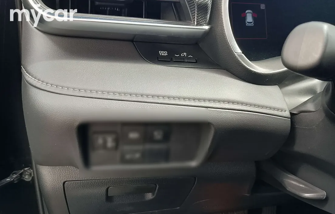 Toyota Crown Kluger 2022