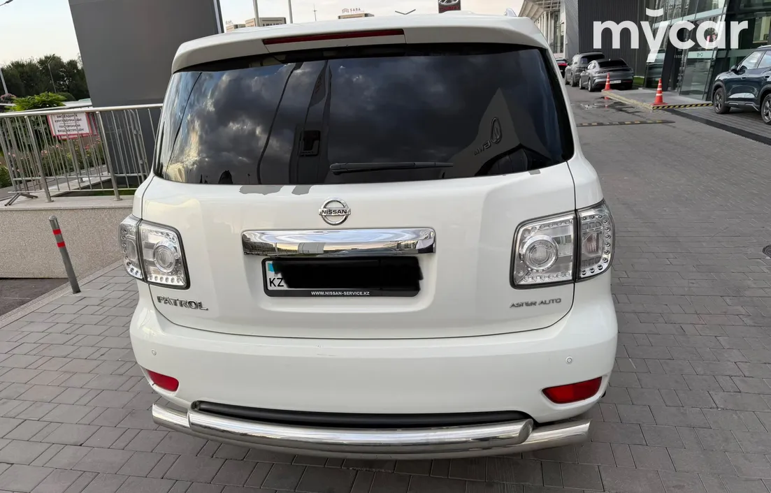 Nissan Patrol 2012