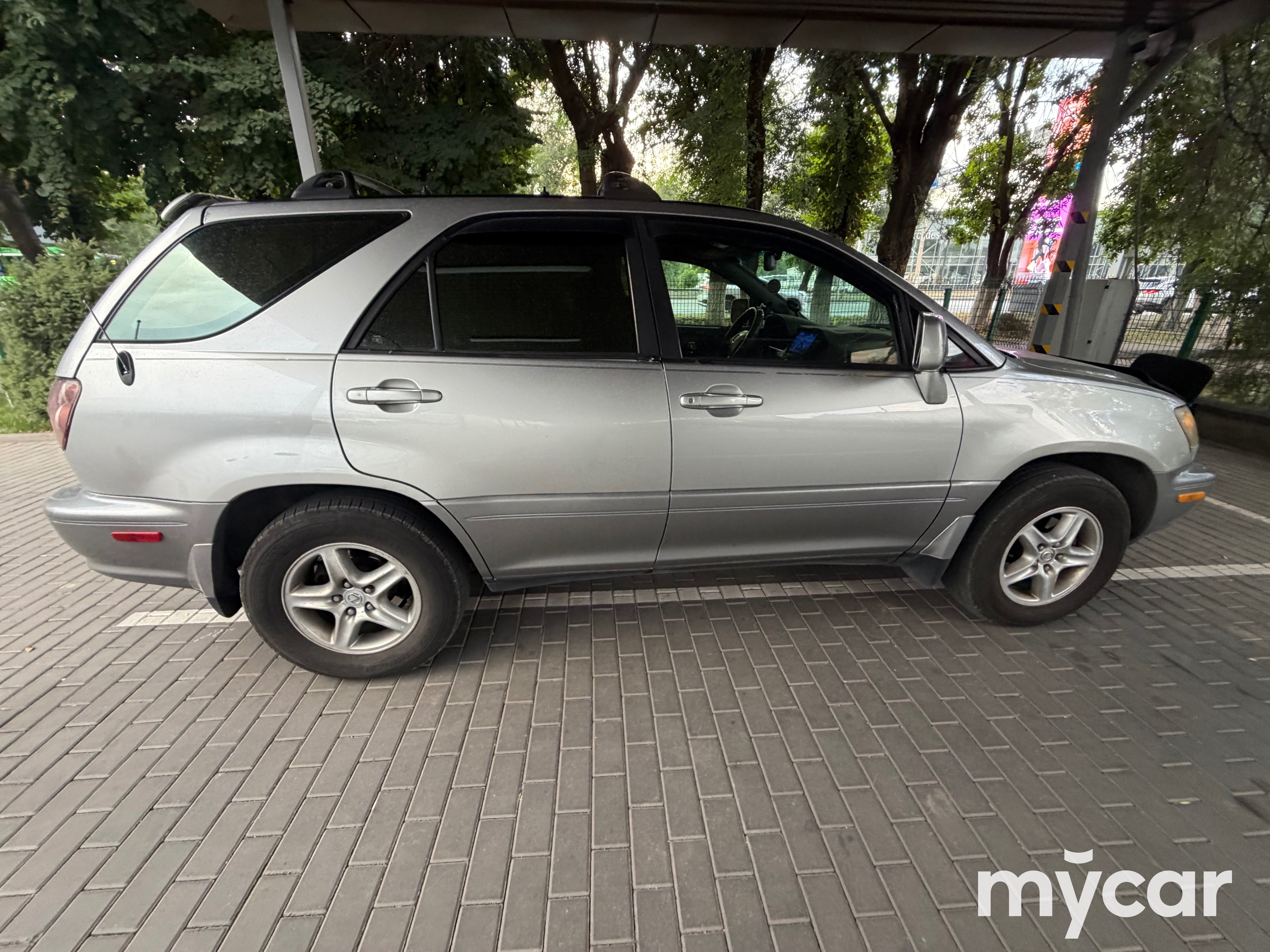 Lexus RX 1999